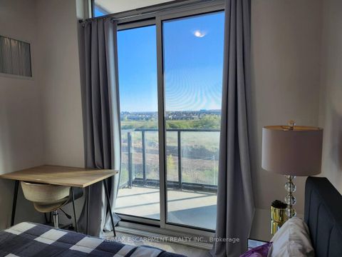 Photo 10 at 607 - 3220 William Coltson Avenue, JM Joshua Meadows, Oakville