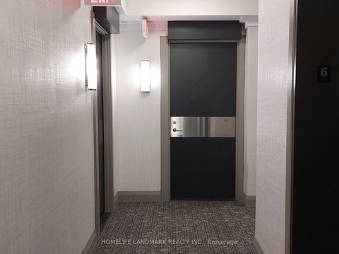 Photo 3 at 609 - 18 Graydon Hall Drive, Donalda, Toronto