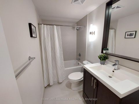 Photo 6 at 609 - 18 Graydon Hall Drive, Donalda, Toronto
