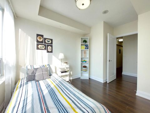 Photo 10 at 609 - 18 Graydon Hall Drive, Donalda, Toronto