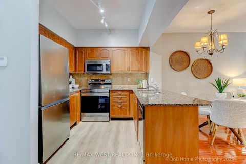Photo 6 at 802 - 350 Red Maple Road, Langstaff, Richmond Hill