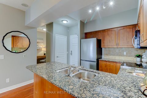 Photo 11 at 802 - 350 Red Maple Road, Langstaff, Richmond Hill