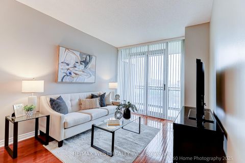 Photo 14 at 802 - 350 Red Maple Road, Langstaff, Richmond Hill