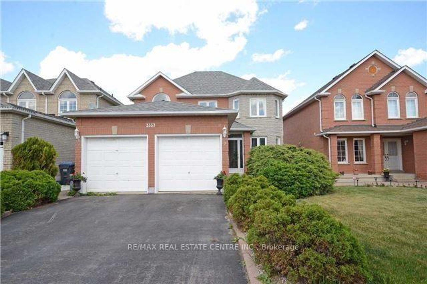 3557 Old Orchard Park Drive, Fairview, Mississauga 