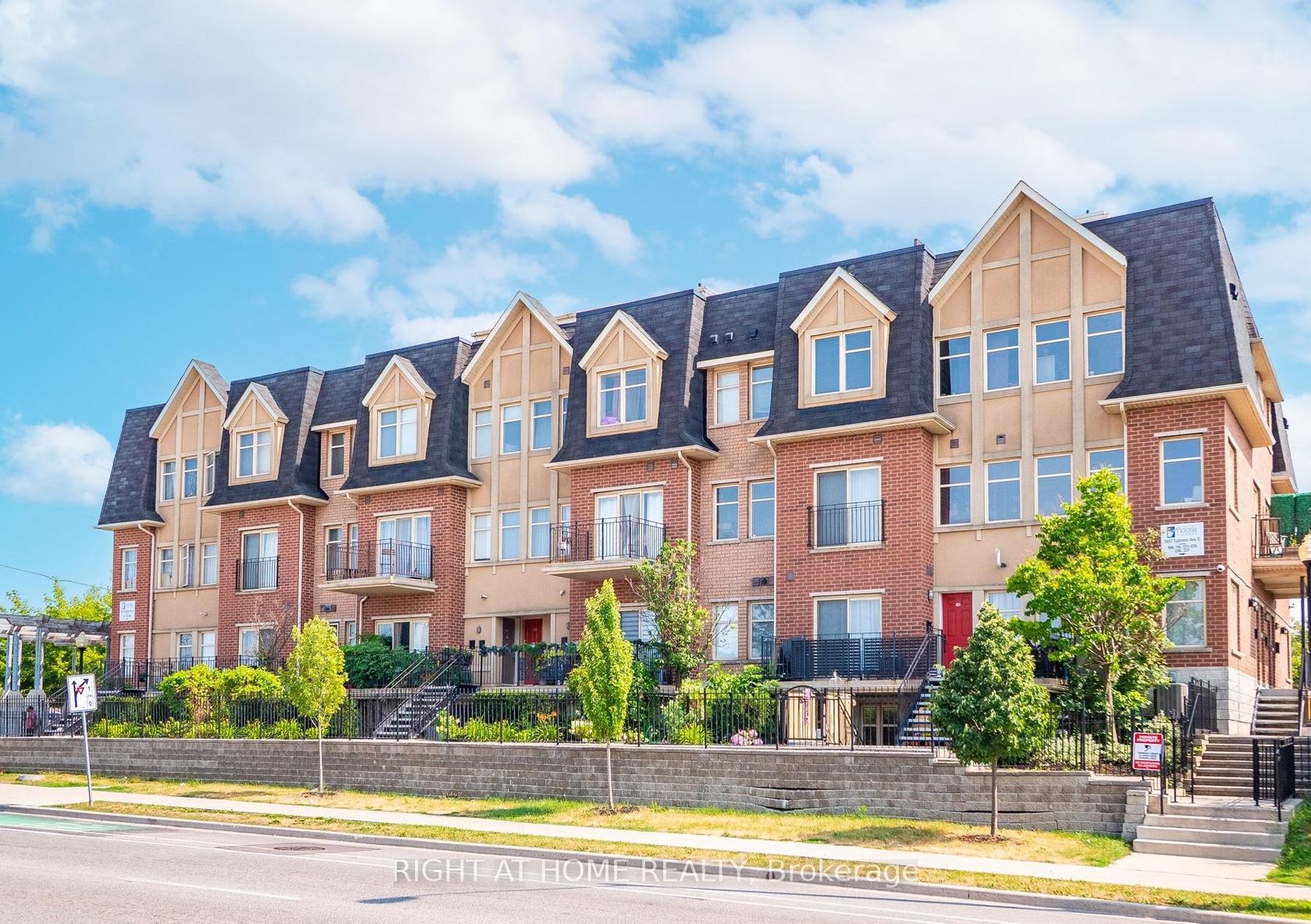 113 - 1837 Eglinton Avenue E, Victoria Village, Toronto 