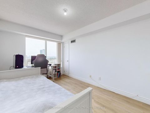 Photo 16 at 1012 - 7 North Park Road, Beverley Glen, Vaughan