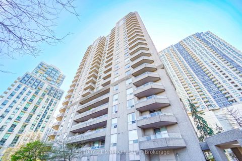Photo 1 at 801 - 18 Hillcrest Avenue, Willowdale East, Toronto