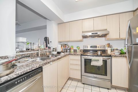 Photo 9 at 801 - 18 Hillcrest Avenue, Willowdale East, Toronto