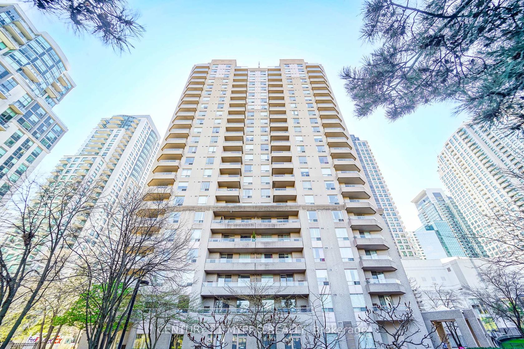 801 - 18 Hillcrest Avenue, Willowdale East, Toronto 