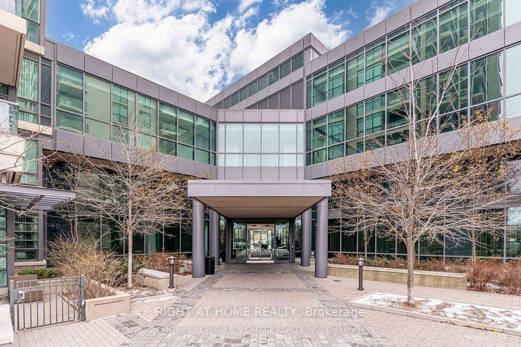 101 - 215 Sherway Gardens Road, City Centre West, Toronto 