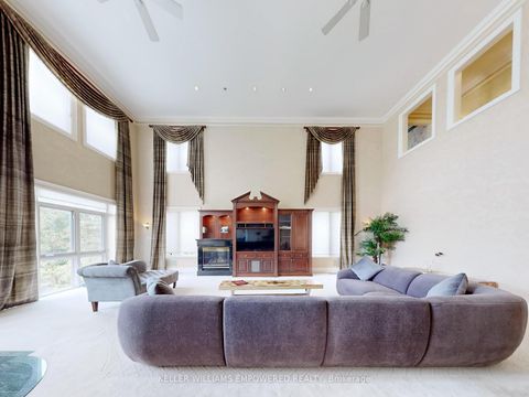 Photo 17 at 90 Humberview Drive, Islington Woods, Vaughan
