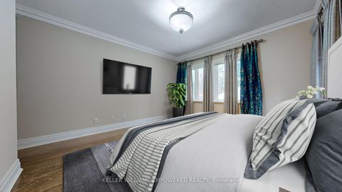 Photo 36 at 90 Humberview Drive, Islington Woods, Vaughan