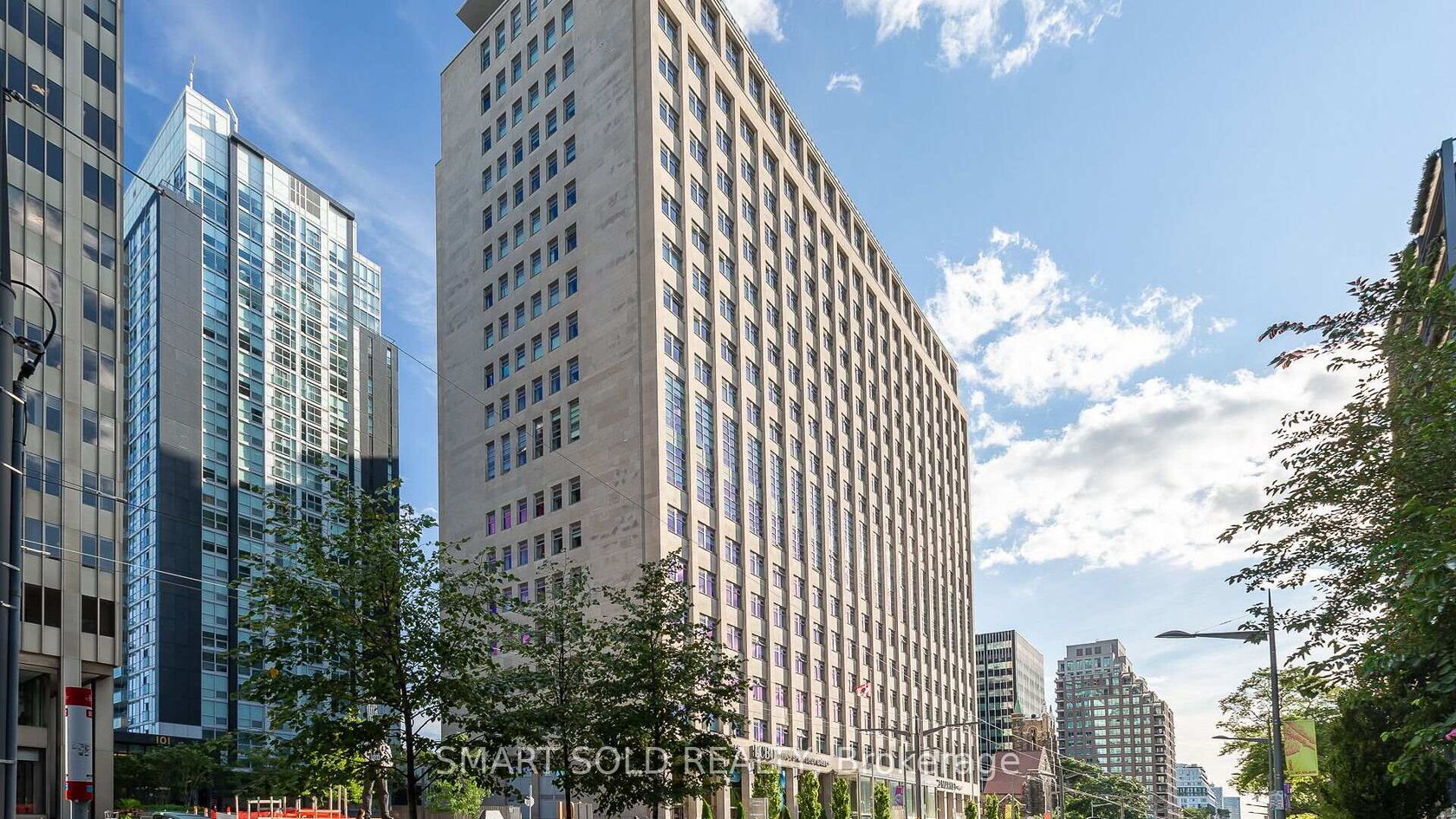 1028 - 111 St Clair Avenue W, St. Clair, Toronto 