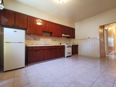 Photo 7 at 35 Borden Street, University, Toronto Photo 7 at 35 Borden Street, University, Toronto