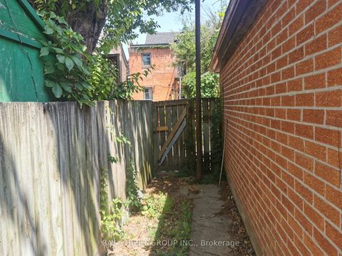 Photo 26 at 35 Borden Street, University, Toronto