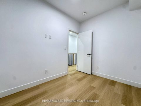 Photo 15 at 49 Morningside Avenue, Swansea, Toronto