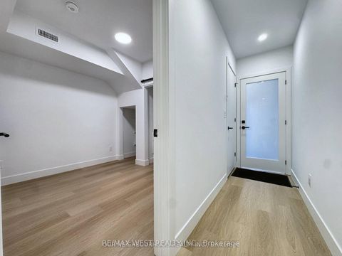 Photo 27 at 49 Morningside Avenue, Swansea, Toronto