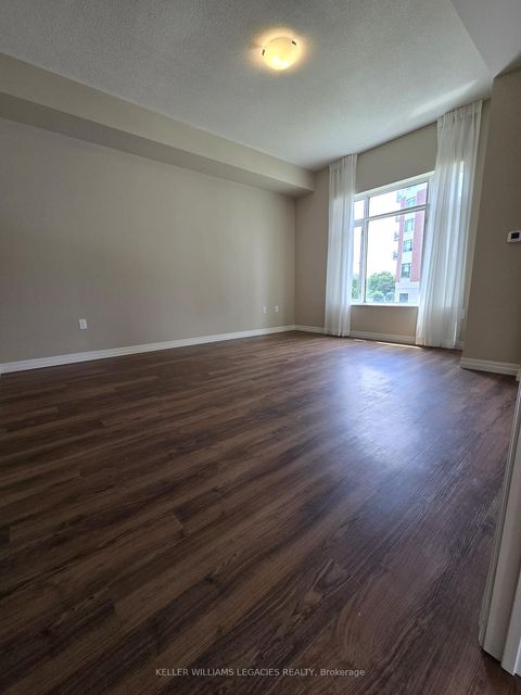 Photo 11 at 113 - 460 William Graham Drive, Rural Aurora, Aurora
