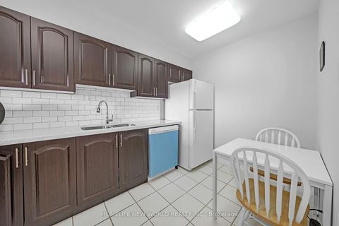Photo 5 at 1612 - 2365 Kennedy Road, Malvern West, Toronto