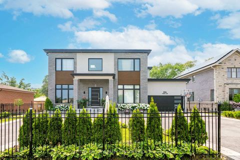 Photo 1 at 334 Third Line, WO West, Oakville
