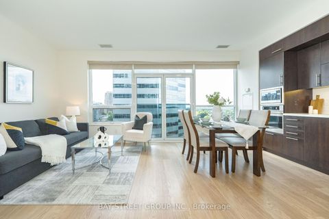 Photo 9 at 909 - 2 Anndale Drive, Willowdale East, Toronto