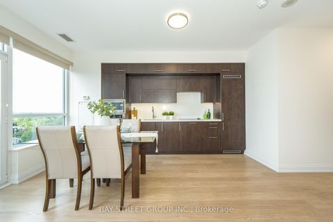 Photo 12 at 909 - 2 Anndale Drive, Willowdale East, Toronto