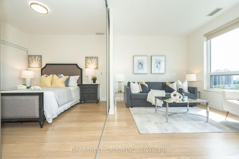 Photo 15 at 909 - 2 Anndale Drive, Willowdale East, Toronto