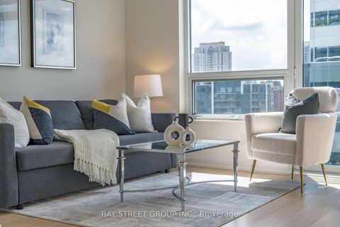 Photo 21 at 909 - 2 Anndale Drive, Willowdale East, Toronto