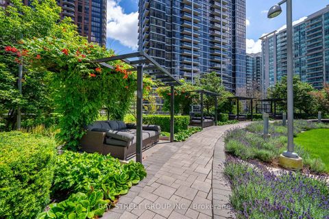 Photo 34 at 909 - 2 Anndale Drive, Willowdale East, Toronto