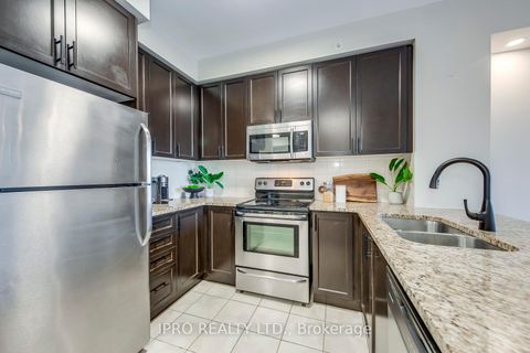 Photo 3 at 804 - 9255 Jane Street, Maple, Vaughan
