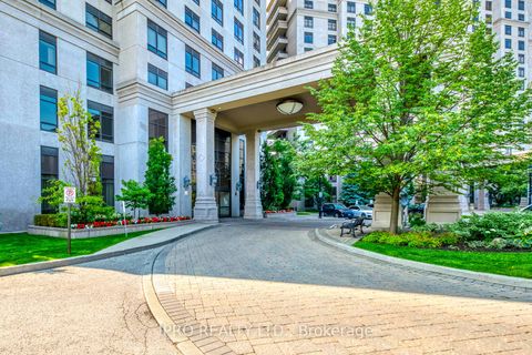 Photo 32 at 804 - 9255 Jane Street, Maple, Vaughan