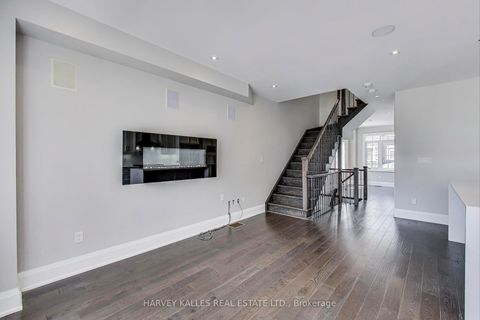 Photo 9 at 37 Ingleside Street, East Woodbridge, Vaughan
