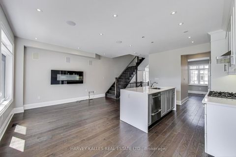 Photo 12 at 37 Ingleside Street, East Woodbridge, Vaughan