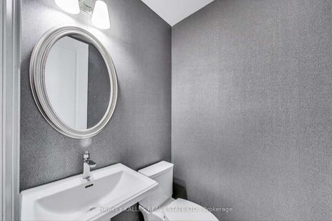Photo 17 at 37 Ingleside Street, East Woodbridge, Vaughan