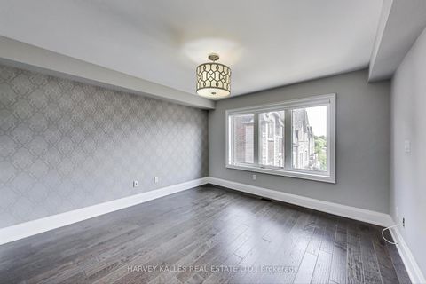 Photo 20 at 37 Ingleside Street, East Woodbridge, Vaughan