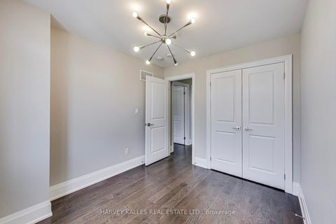 Photo 29 at 37 Ingleside Street, East Woodbridge, Vaughan