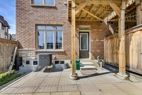 Photo 38 at 37 Ingleside Street, East Woodbridge, Vaughan