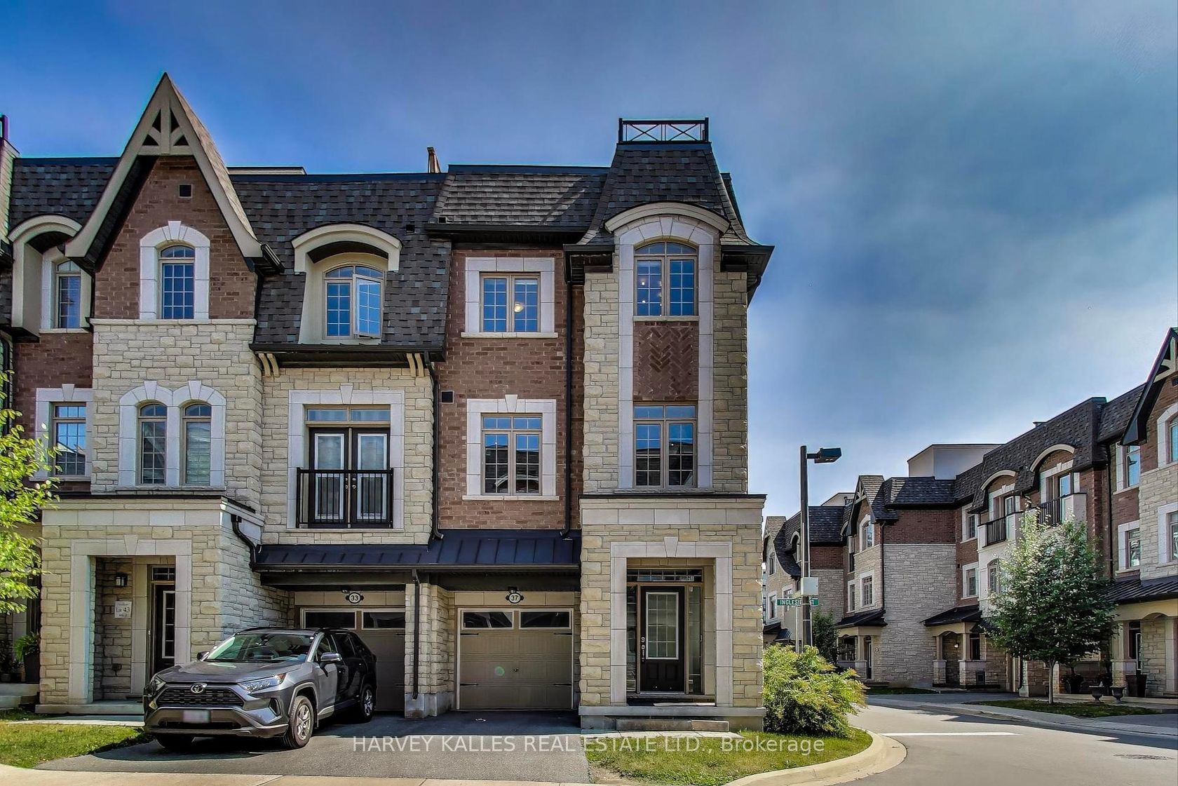 37 Ingleside Street, East Woodbridge, Vaughan 