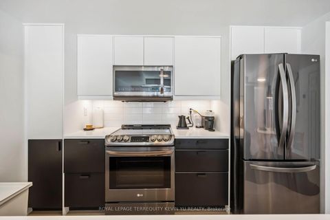 Photo 5 at 107 - 1 Ruttan Street, Dufferin Grove, Toronto