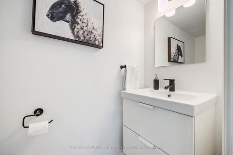Photo 11 at 107 - 1 Ruttan Street, Dufferin Grove, Toronto