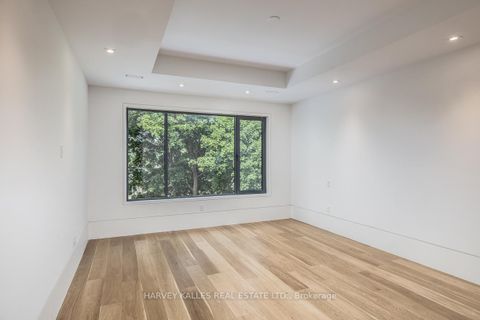 Photo 32 at 88 Lawrence Crescent, Lawrence Park South, Toronto