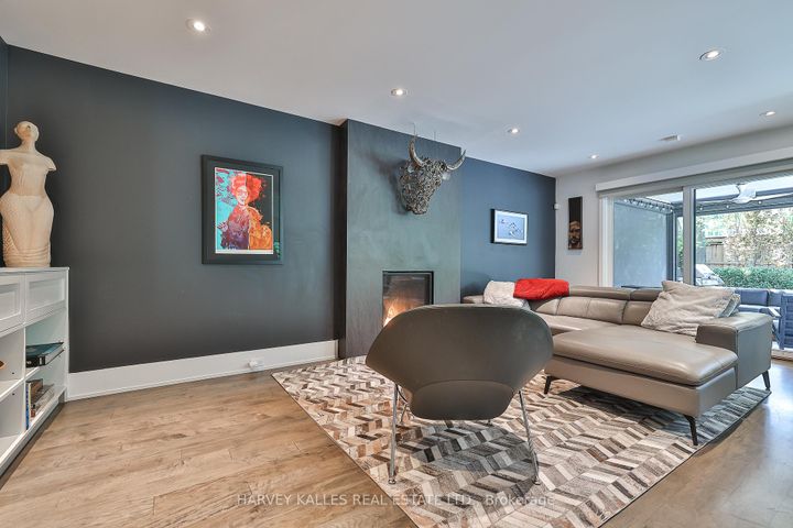 Photo 17 at 4 Kimloch Crescent, Don Mills, Toronto