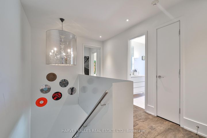 Photo 19 at 4 Kimloch Crescent, Don Mills, Toronto