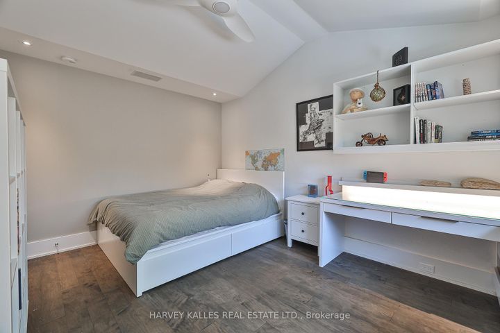 Photo 31 at 4 Kimloch Crescent, Don Mills, Toronto