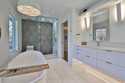 Photo 23 at 4 Kimloch Crescent, Don Mills, Toronto