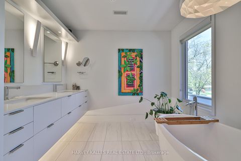 Photo 25 at 4 Kimloch Crescent, Don Mills, Toronto