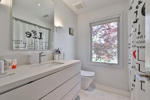 Photo 29 at 4 Kimloch Crescent, Don Mills, Toronto