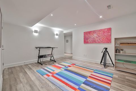 Photo 38 at 4 Kimloch Crescent, Don Mills, Toronto