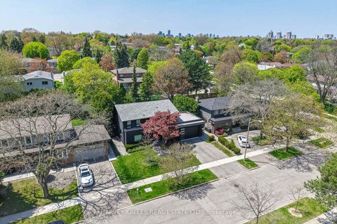 Photo 49 at 4 Kimloch Crescent, Don Mills, Toronto