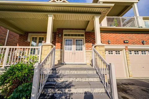 Photo 3 at 16 Milos Road, Jefferson, Richmond Hill